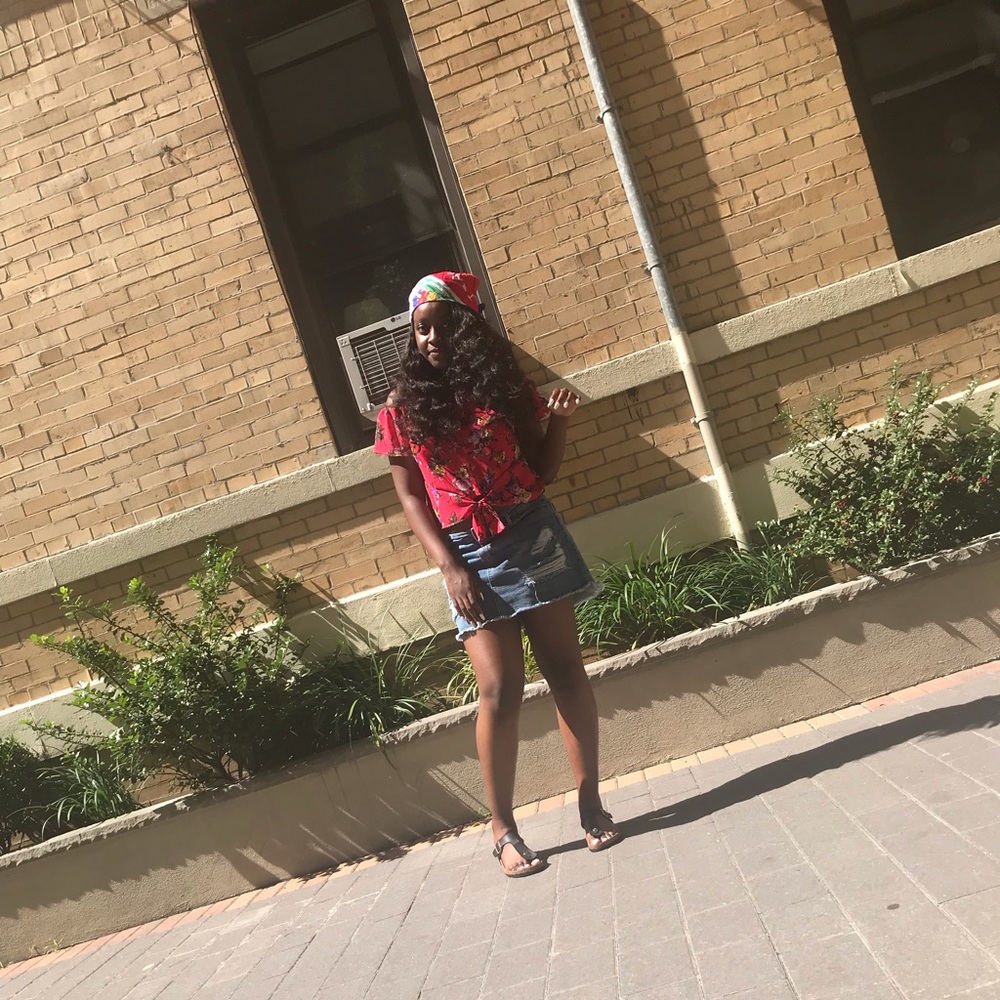 Meet your Posher, Kayla